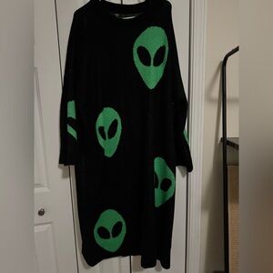 Dressed in LALA alien dress (OVERSIZED)
